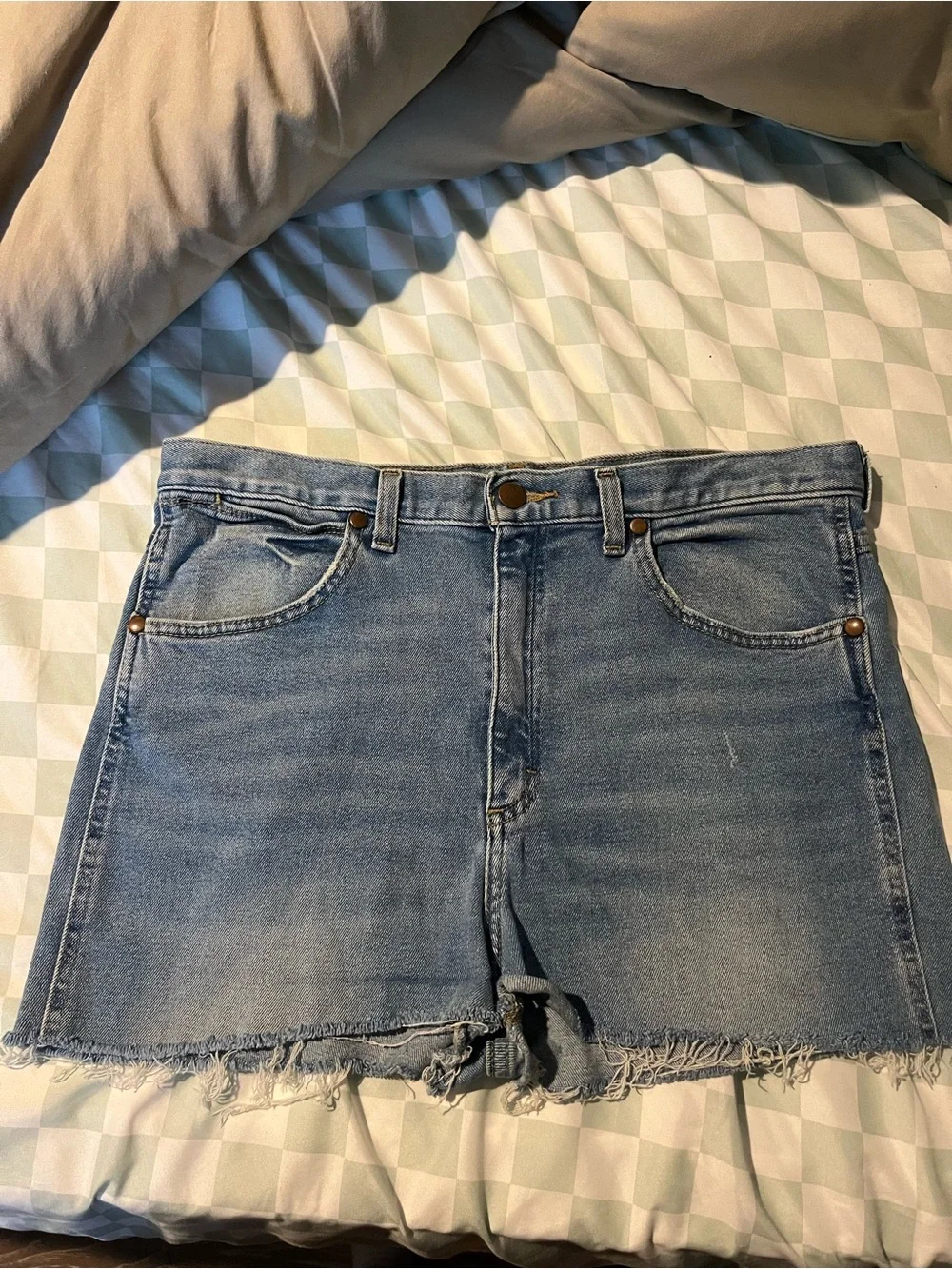 Wrangler Heritage Fit Denim Shorts Size 30